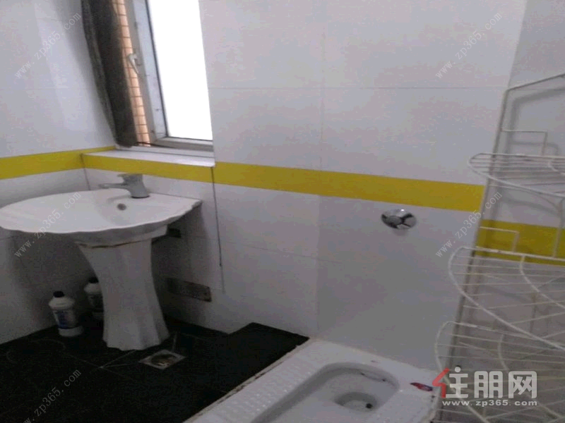 青秀区凤岭北蓝山上城1房48.5平米2200元/月