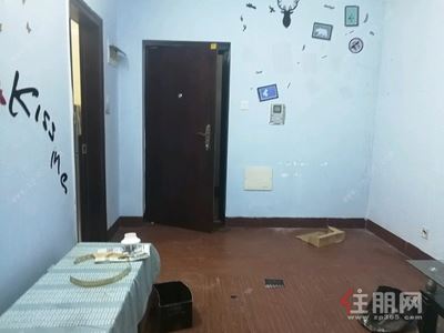 青秀区-青秀区凤岭北蓝山上城1房50平米2500元/月