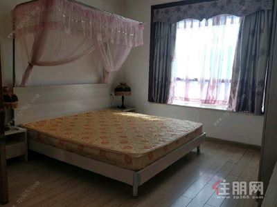 青秀区，青秀区凤岭北塞纳维拉花园3房133平米4000元/月