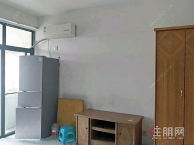 龙腾路-西乡塘区新阳片区福满花园1房45平米1300元/月