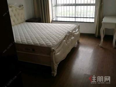 兴宁区，兴宁区望州路皇龙新城3房125平米120万