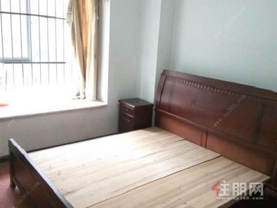 兴宁区-兴宁区望州路皇龙新城3房119平米2300元/月