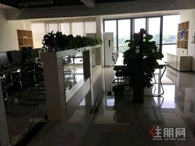 竹溪大道-青秀区东盟商务青湖中心0房237平米14000元/月