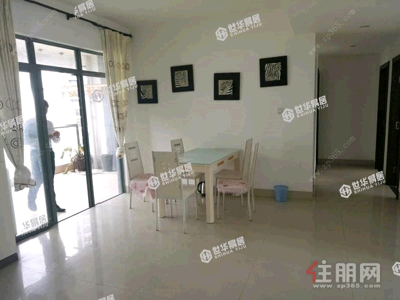 青秀区琅西半岛东岸4房140平米2600元/月