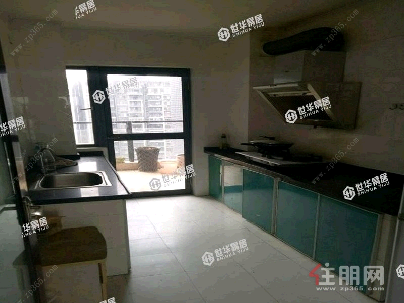 青秀区琅西半岛东岸4房140平米2600元/月