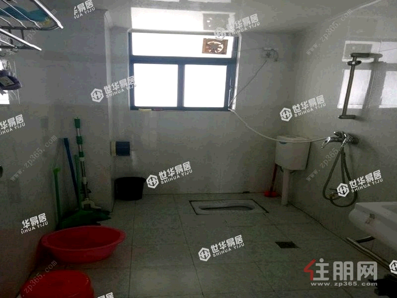 青秀区琅西半岛东岸4房140平米2600元/月