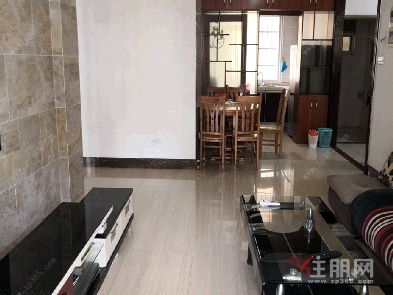 青秀区东盟商务蓝宝国际4房131.69平米3600元/月