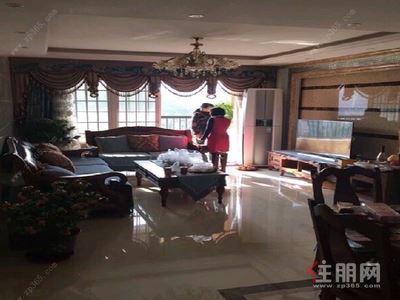 民族大道-青秀区东盟商务皇巢世家3房128平米7000元/月