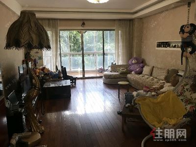 茶花园路-青秀区东葛路湖景花园3房142.92平米235万