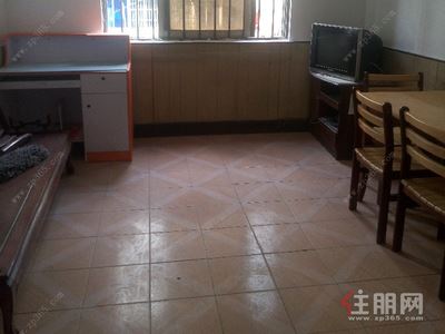 明秀东路，西乡塘区北湖片区明秀小区3房90平米1600元/月