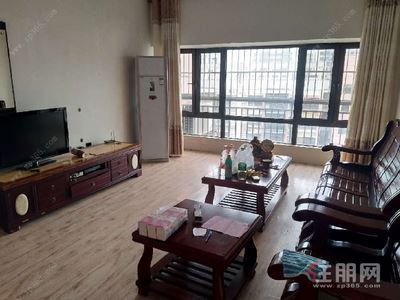 凤岭北-青秀区凤岭北宁铁馨苑4房135平米3200元/月