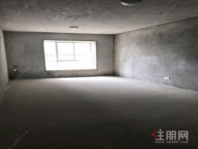 长堽路-兴宁区秀厢大道绿园小区3房120平米1000元/月