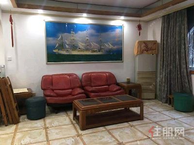 茶花园路-青秀区东葛路茶花园小区4房156平米218万