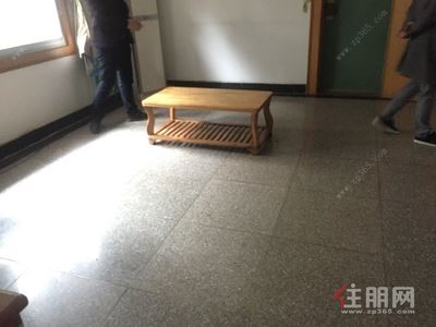 青秀区，青秀区东葛路葛麻小区3房100平米2600元/月
