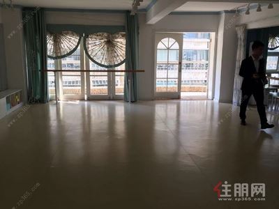 双拥路-青秀区琅西宁汇富仕园3房130平米195万