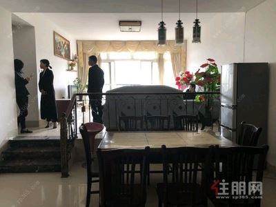秀厢大道-西乡塘区北湖片区恒大新城3房142平米2600元/月