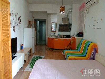 金湖广场-青秀区琅西希尔顿阳光1房33平米1800元/月