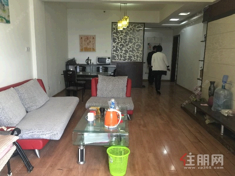 青秀区东葛路东长小区3房133平米3000元/月