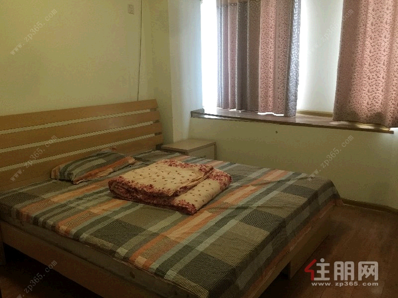 青秀区东葛路东长小区3房133平米3000元/月