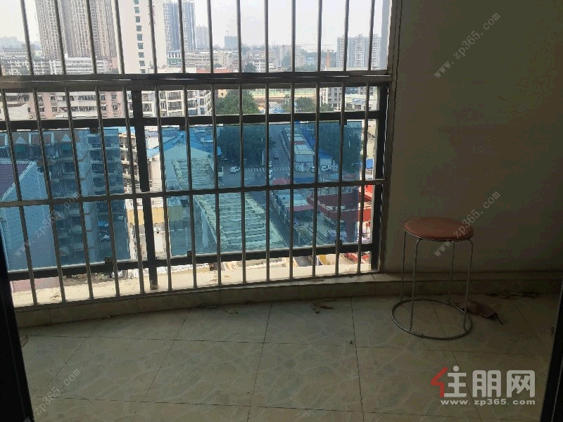 青秀区东葛路东长小区3房133平米3000元/月