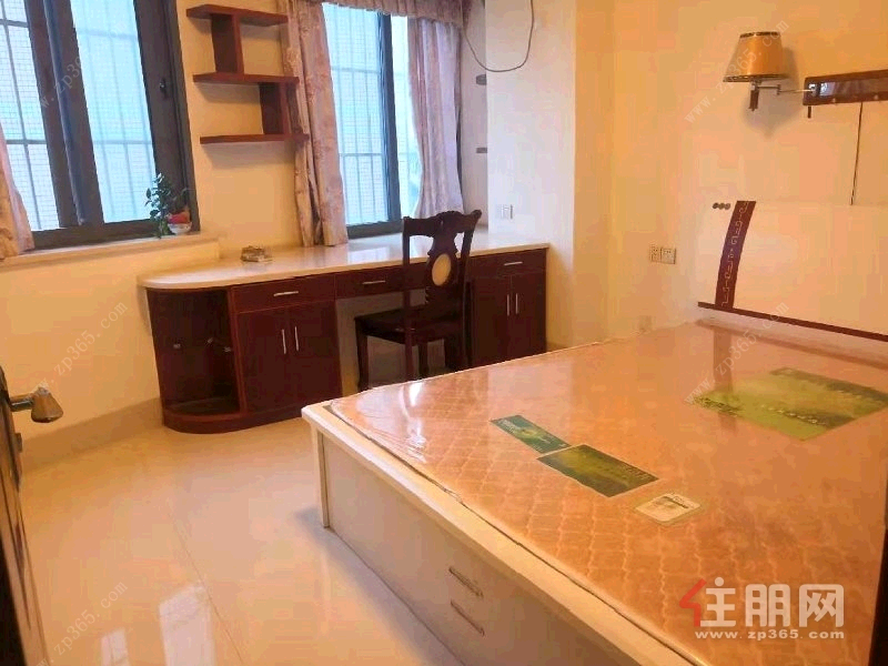 青秀区东葛路东长小区3房129平米3500元/月