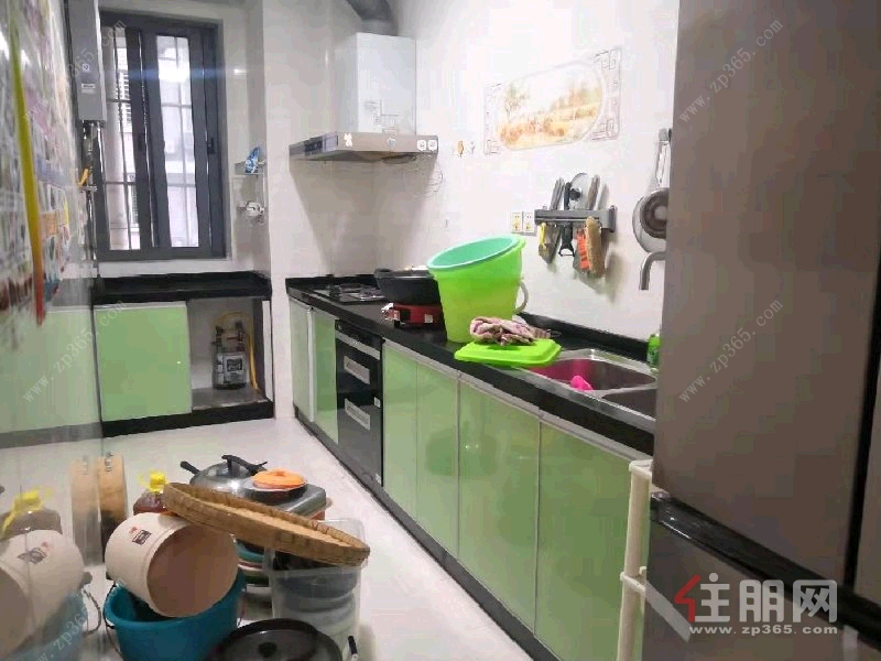 青秀区东葛路东长小区3房129平米3500元/月