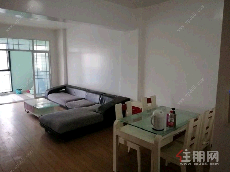 青秀区东葛路东长小区3房126平米3000元/月