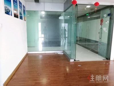 金湖广场-青秀区琅东地王国际商会中心0房210平米9450元/月