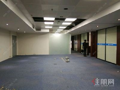 金湖广场-青秀区琅东地王国际商会中心0房444.02平米37800元/月