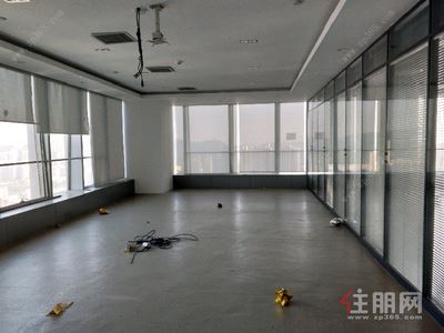 双拥路-青秀区琅西南湖名都广场3房165平米385万