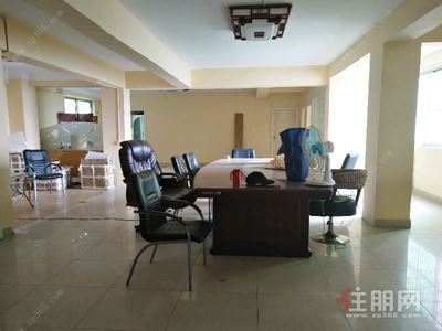 东葛路-青秀区东葛路珉旖大厦4房145平米174万