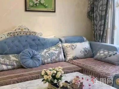 凤岭北，青秀区凤岭北美泉16122房80平米4500元/月