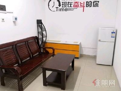朝阳中心-兴宁区朝阳片区裕丰大厦1房50平米1300元/月