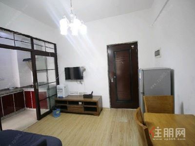  秀灵路，西乡塘区大学路片区天域香格里拉1房45平米1800元/月