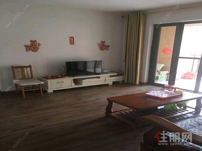 凤岭南-青秀区凤岭南常青藤3房116平米2500元/月