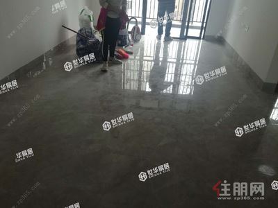 新阳路-西乡塘区新阳片区春江花月3房96平米2300元/月
