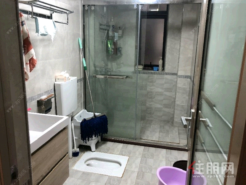 青秀区东葛路绿地中央广场3房122平米268.4万