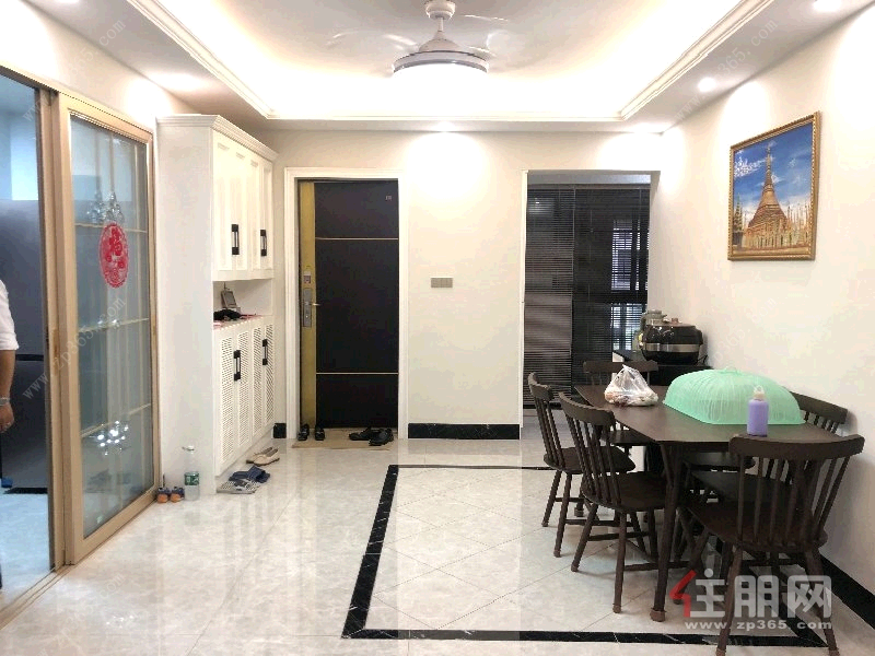 青秀区东葛路绿地中央广场3房122平米268.4万