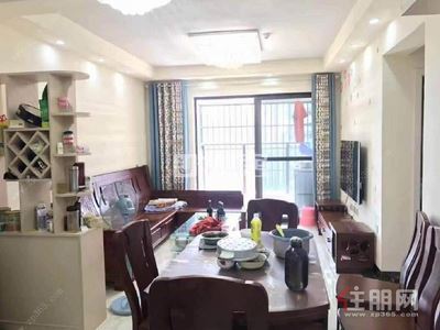凤岭北，青秀区凤岭北荣和千千树4房109平米4500元/月