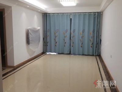 长堽路，青秀区凤岭北万科城3房97平米3200元/月