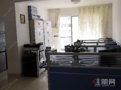 金湖广场-青秀区琅西富桂华庭3房120平米3500元/月