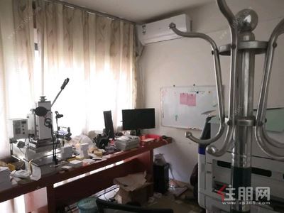 亭洪路，江南区亭江路10+1商住楼1房58平米1200元/月