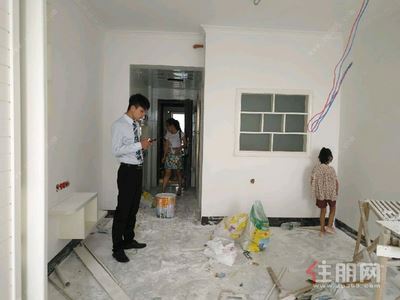 青秀区，青秀区凤岭北弥珍道1房40平米2300元/月
