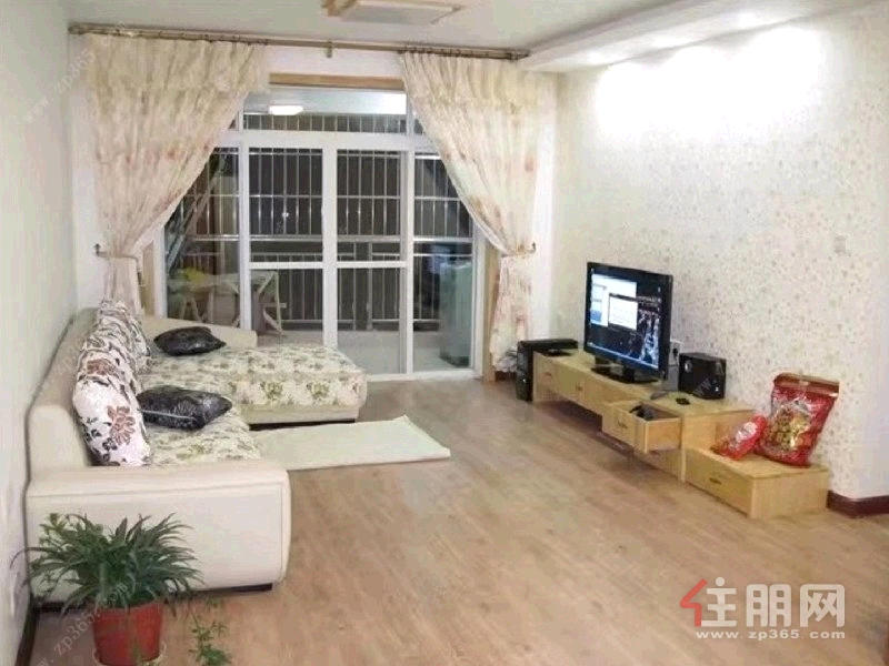 西乡塘区安吉秀厢片区广西机电工程学校教职工宿舍楼3房90平米3000元/月