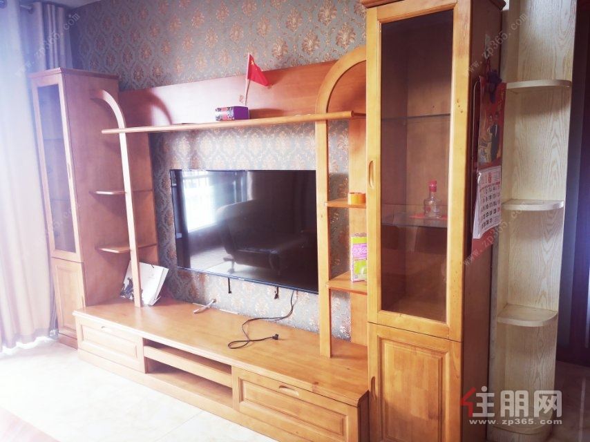 新房出租,配套齐全,拎包入住
