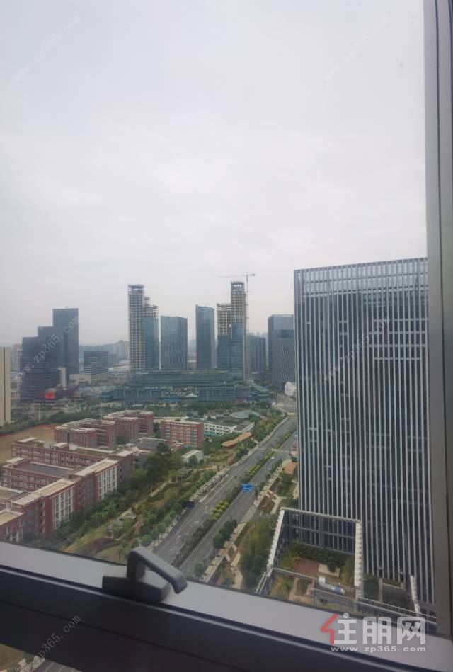 五象总部基地现房写字楼精装出租