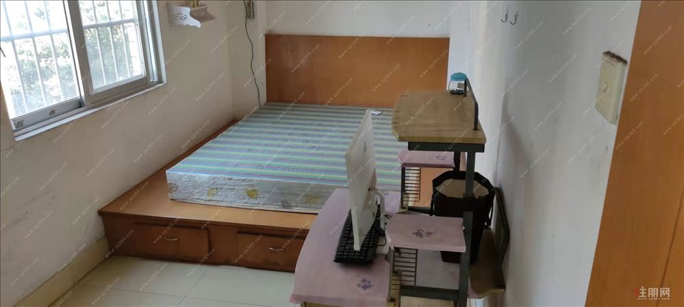 衡阳北大交叉路口迷你新景一房一厅