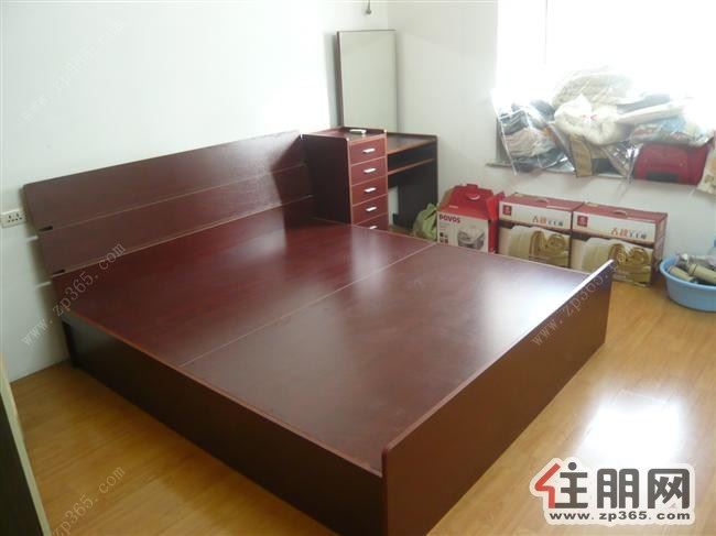 绝版珍藏经典一梯一户,家具家电俱全,独享住别墅清净的感觉!