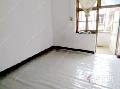 五一路 ，福建路口壮宁工业园***生活区简装1房1厅带杂物间900元