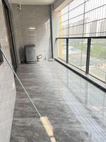 位置好，交通方便，购物靠近万达，